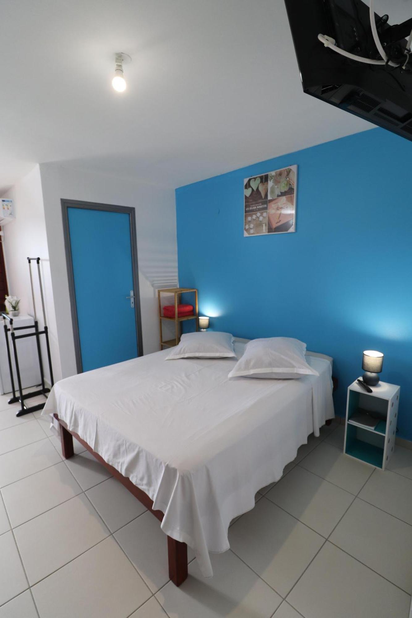 Les Gîtes De L'union Les Abymes Chambre photo
