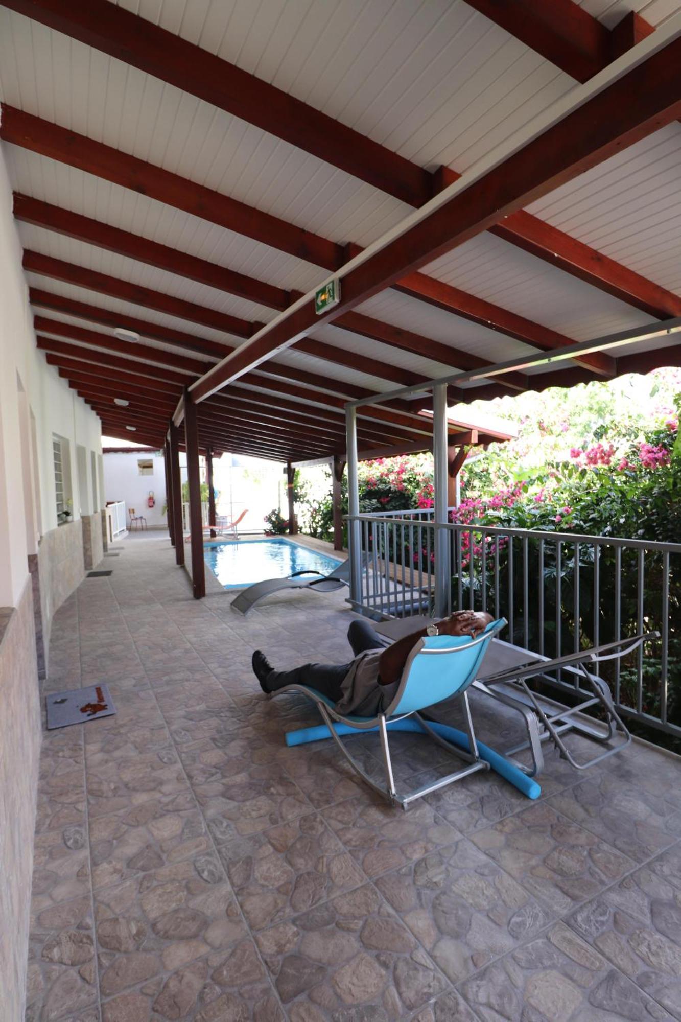Les Gîtes De L'union Les Abymes Chambre photo